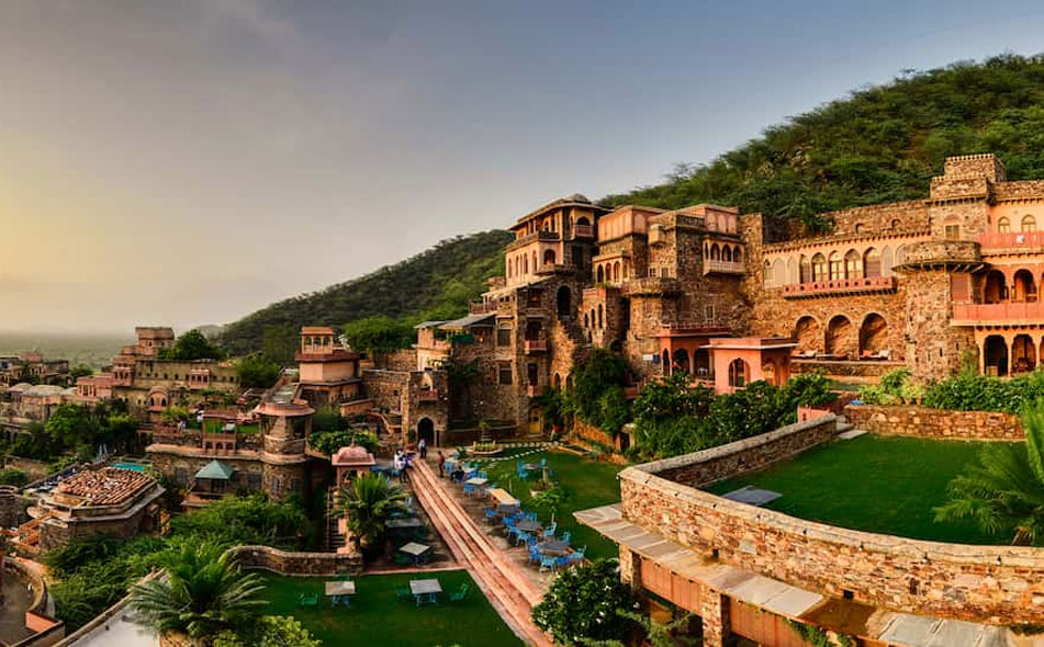 NEEMRANA FORT PALACE